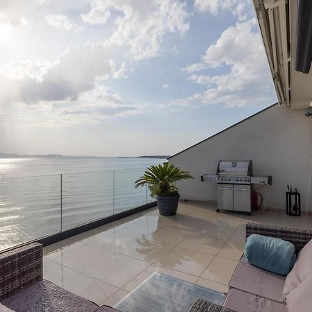 Paradise On The Beach Apartments บาร์บินเย ภายนอก รูปภาพ