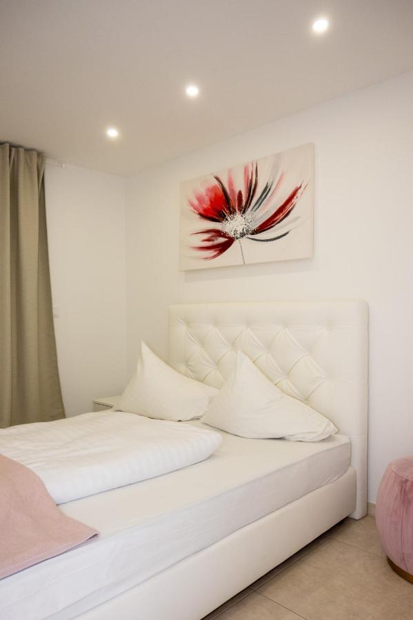 Paradise On The Beach Apartments บาร์บินเย ภายนอก รูปภาพ