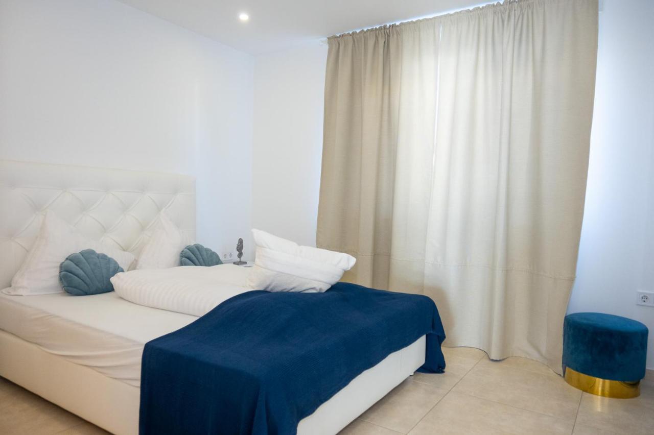 Paradise On The Beach Apartments บาร์บินเย ภายนอก รูปภาพ